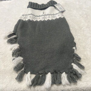 Southern Living L/XL Dog Poncho Snowflake Fringe Fair Isle Knit Sweater
